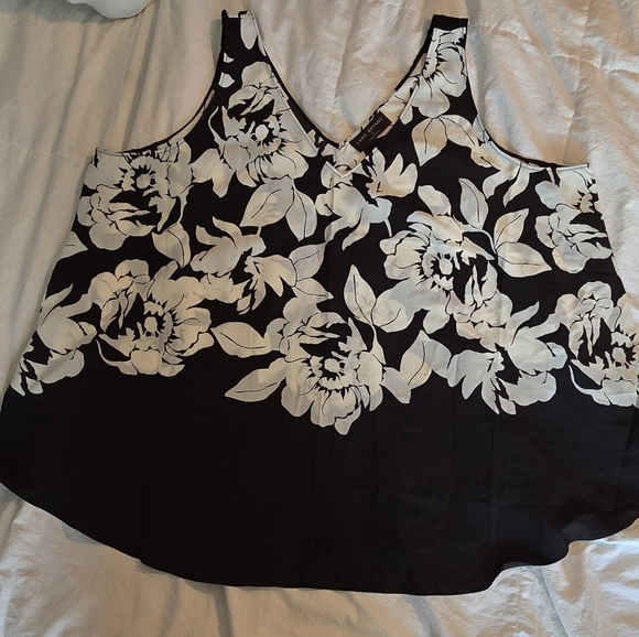 Lane Bryant Black and White Floral Camisole - Picture 1 of 4